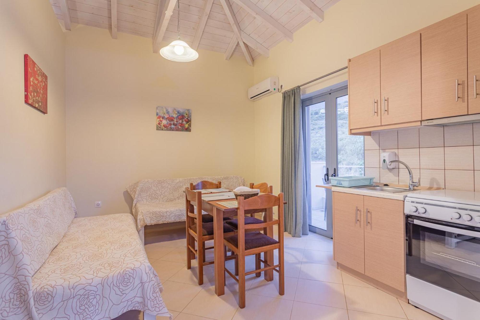 Sundy Maria Apartments Stoúpa エクステリア 写真