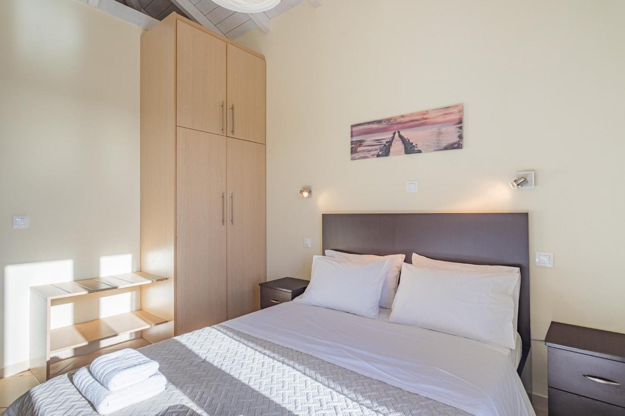 Sundy Maria Apartments Stoúpa エクステリア 写真